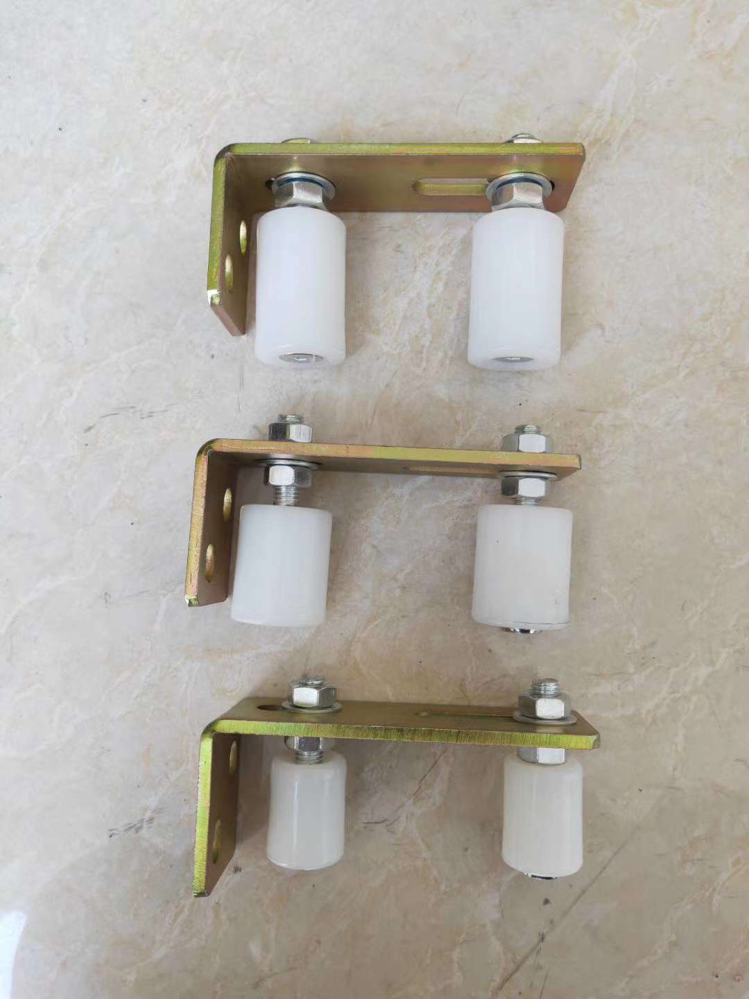 Nylon wheel with iron frame pulley