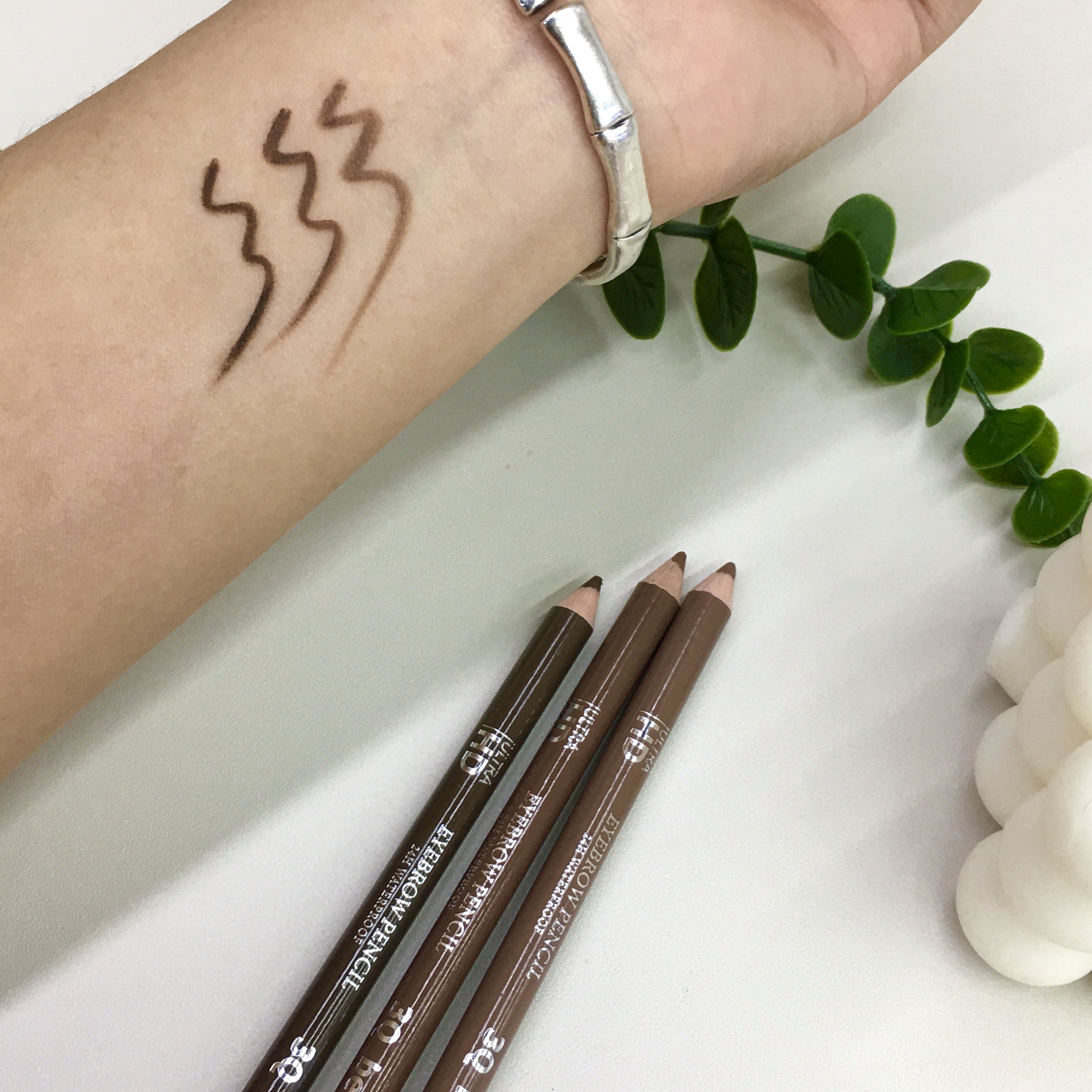 Eyebrow Pencil Specification drawing