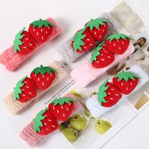 厂家批发 韩版简约可爱两颗草莓法兰绒头带 化妆洗脸必备单品