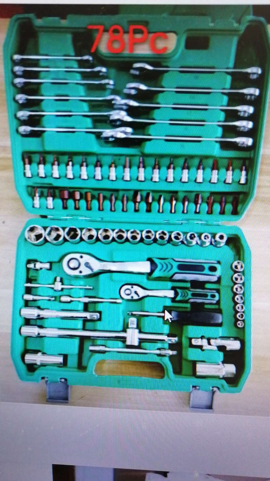 Uses A Variety Of Manual Machinery, Hardware Tools Set