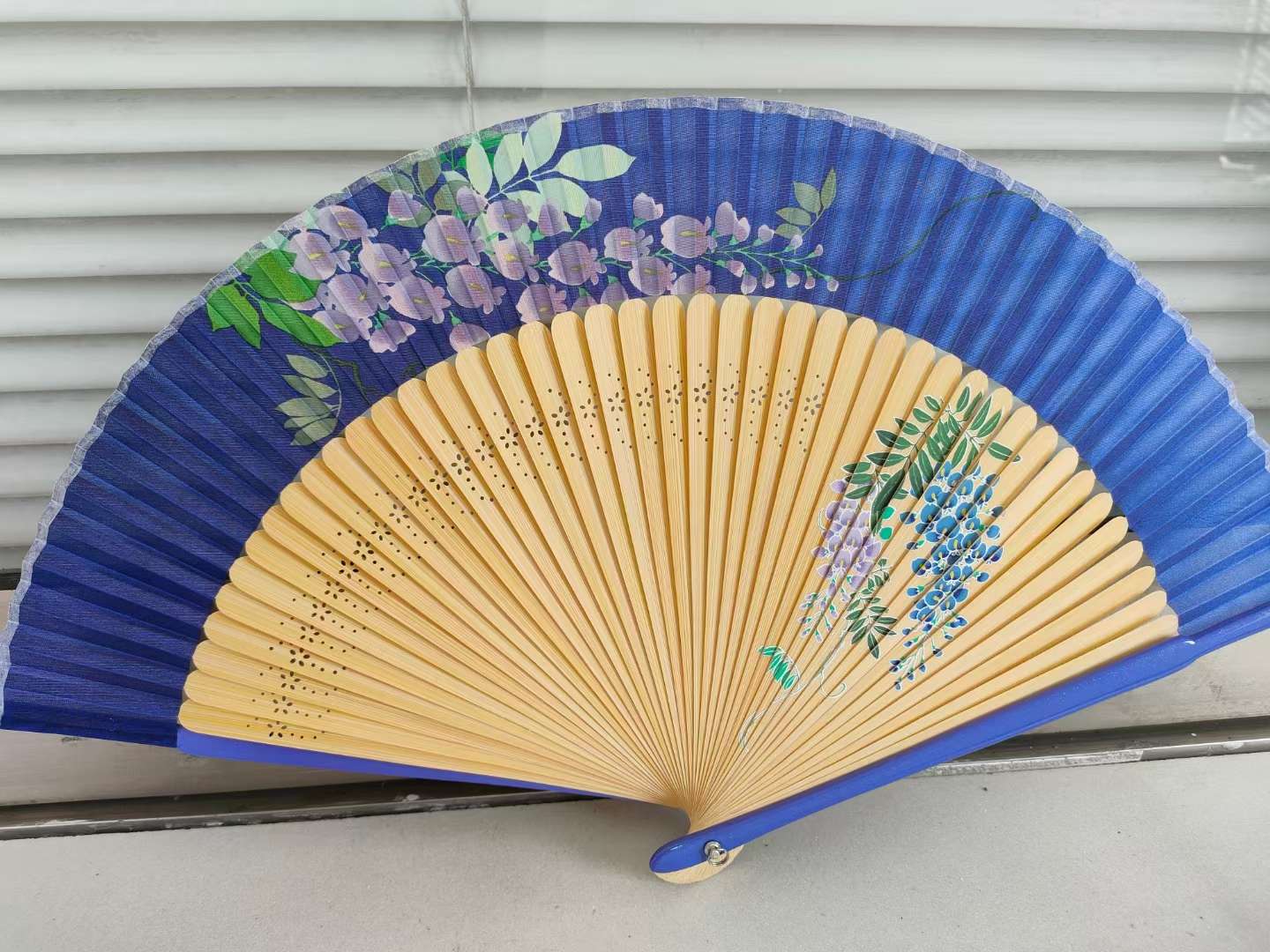 Women's Bamboo Cotton Hand-Painted Large Row Fan Summer Portable Folding Fan Japanese Hanfu Cheongsam Runway Folding Fan Chinese Ancient Style Gift Fan Bamboo Cotton Fan Head Green Dance Fan details Picture