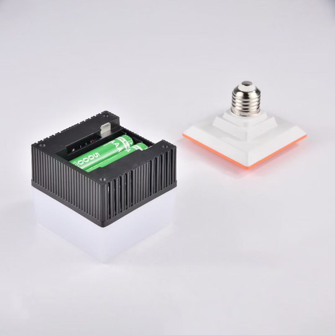 New Square Detachable Emergency Lights Save Volume And Withstand High Temperatures undefined