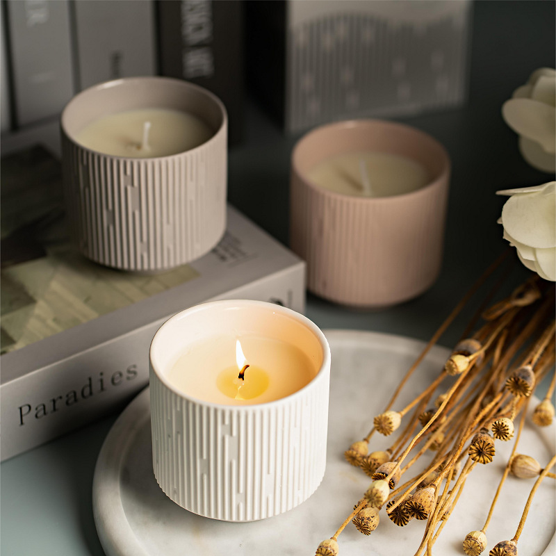 Meteor Ceramic Handmade Aromatherapy Candle Soybean Wax Essential Oil Fragrance Candle Cup Creative Decoration With Hand Gift Wholesale
