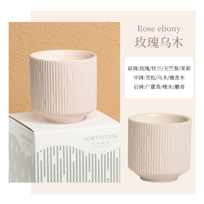 Meteor Ceramic Handmade Aromatherapy Candle Soybean Wax Essential Oil Fragrance Candle Cup Creative Decoration With Hand Gift Wholesale Application Scenario