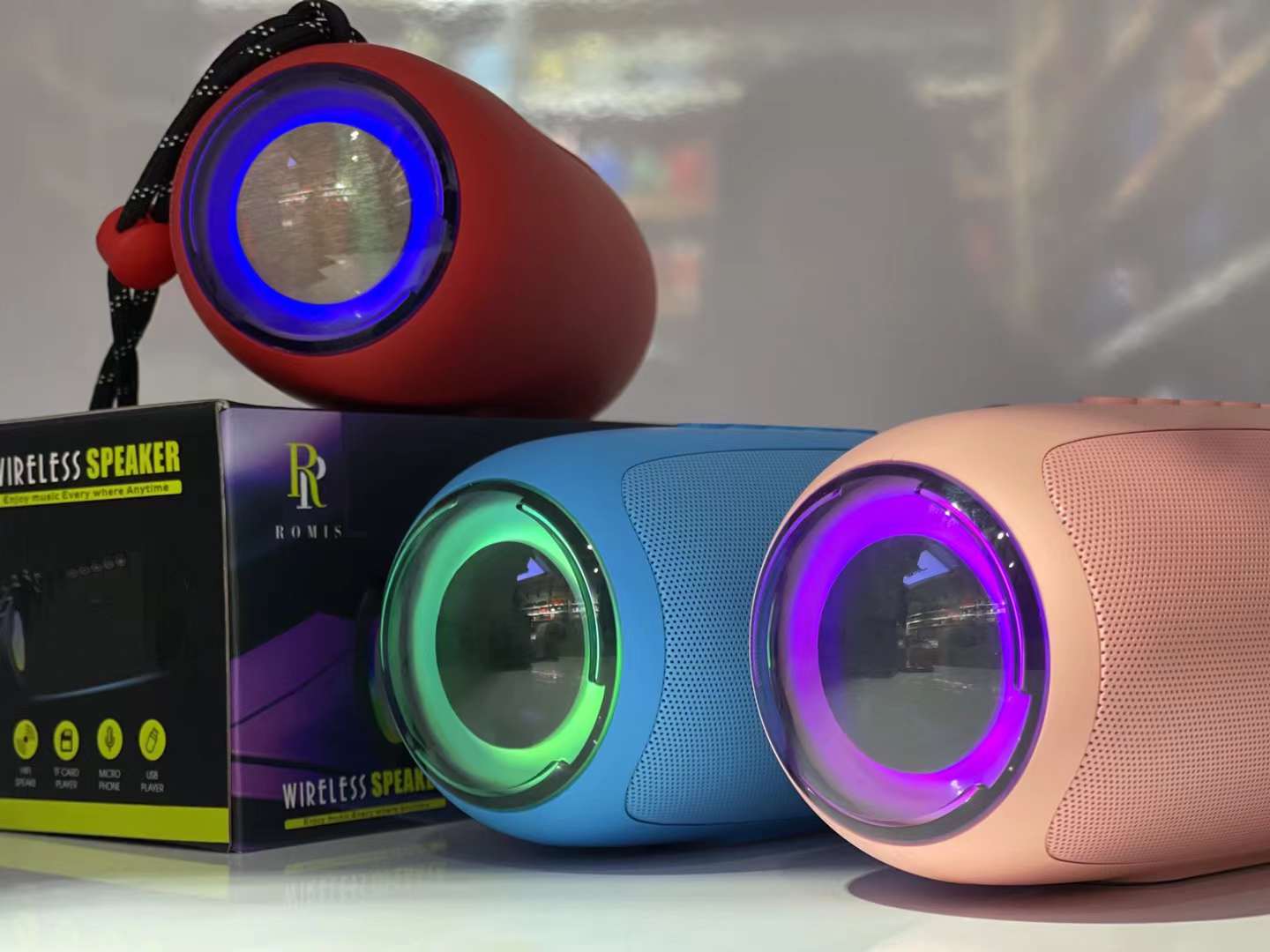 RM-S572 2 "series portable speaker Bluetooth wireless audio radio thumbnail