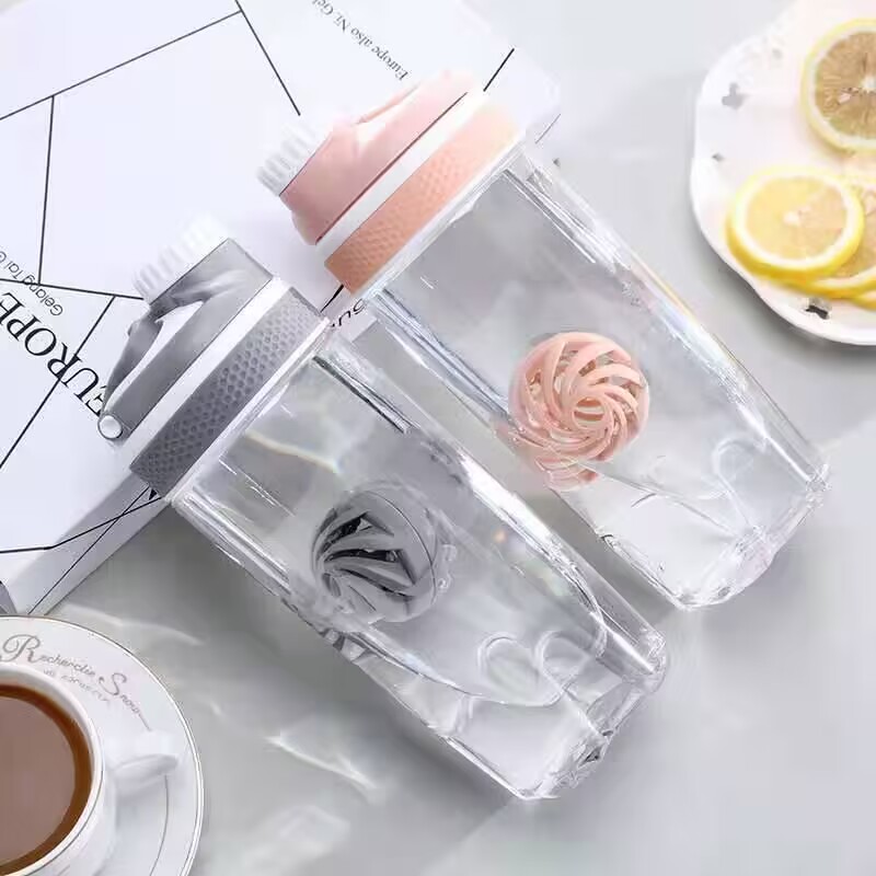New creative plastic sports cup for fitness couples, 650ML full figure