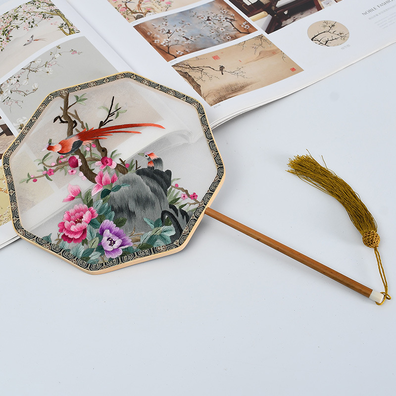 Suzhou Embroidery Hand-Made Double-Sided Embroidery Xiang Fei Fan Embroidery Bamboo Plum Blossom Embroidered Fan Non-Heritage Group Fan Display Gift Item Picture