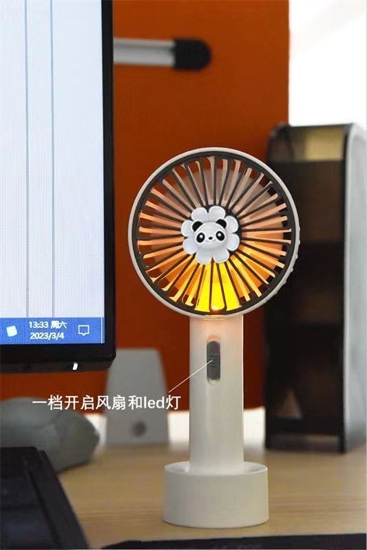 新款卡通小花小风扇USB充电学生手持便携大风力办公桌面小型风扇详情7