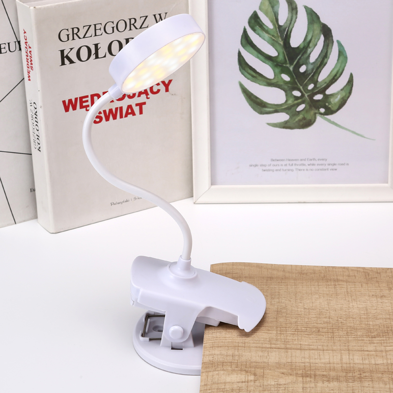 Clip Charging Warm Light Desk Lamp Eye Protection Desk Learn Charging And Plug-In Dual Use Bedside Lamp Usb Lamp Three Dimming Application Scenario