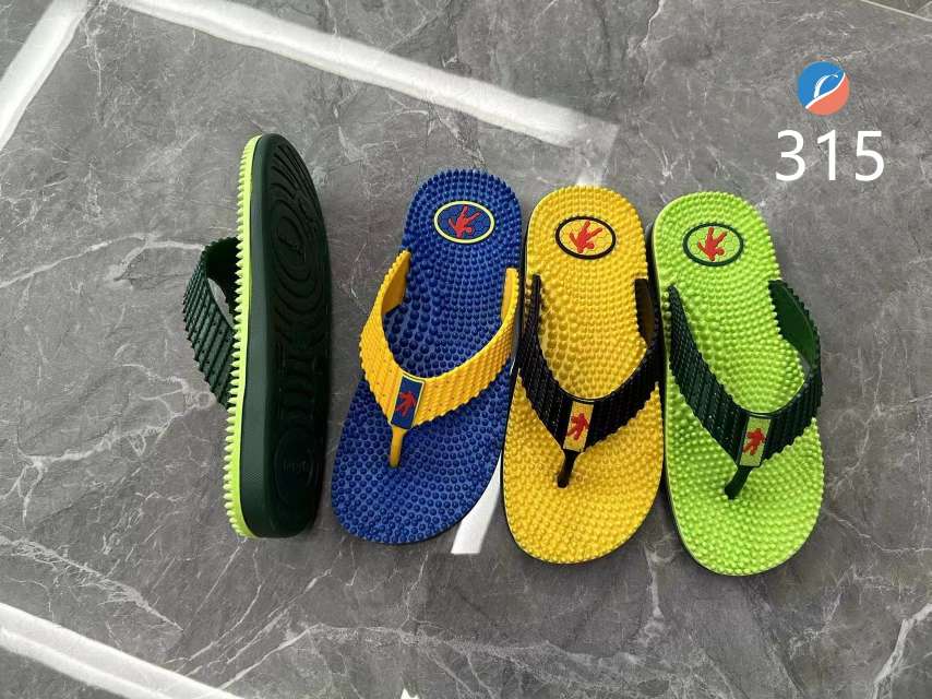 Massage slippers Men's new non-slip bath bath slippers men's summer foot massage slippers female acupoint home
