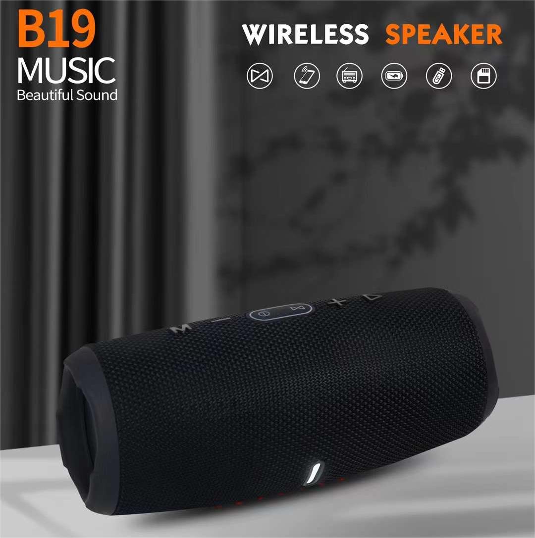 蓝牙音箱实物图