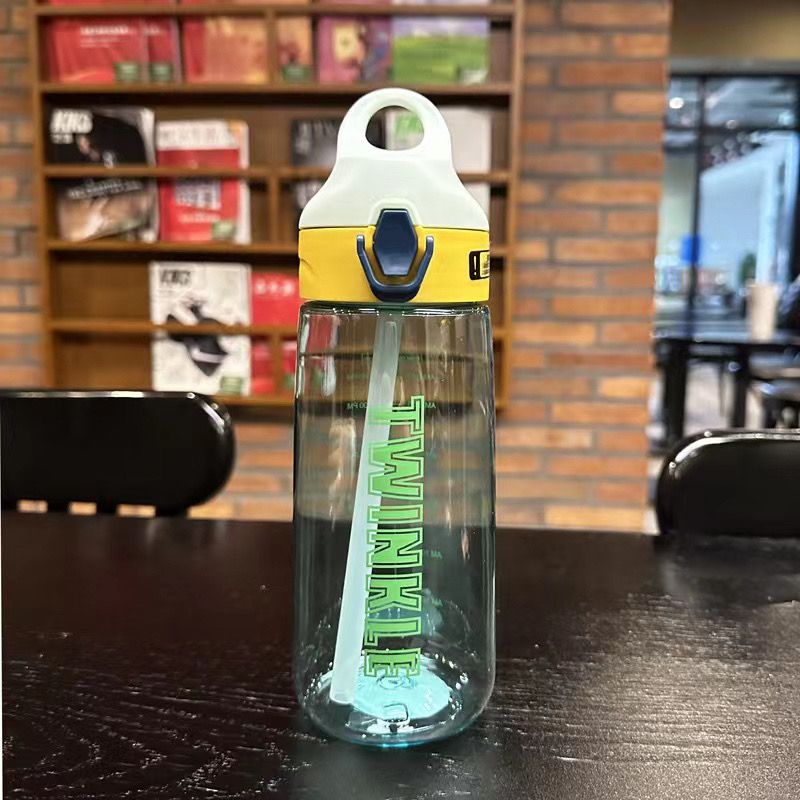 High appearance level, large capacity, lightweight and cute water cup, space cup, explosion-proof Korean 2023 new style water cup, fashionable outdoor undefined