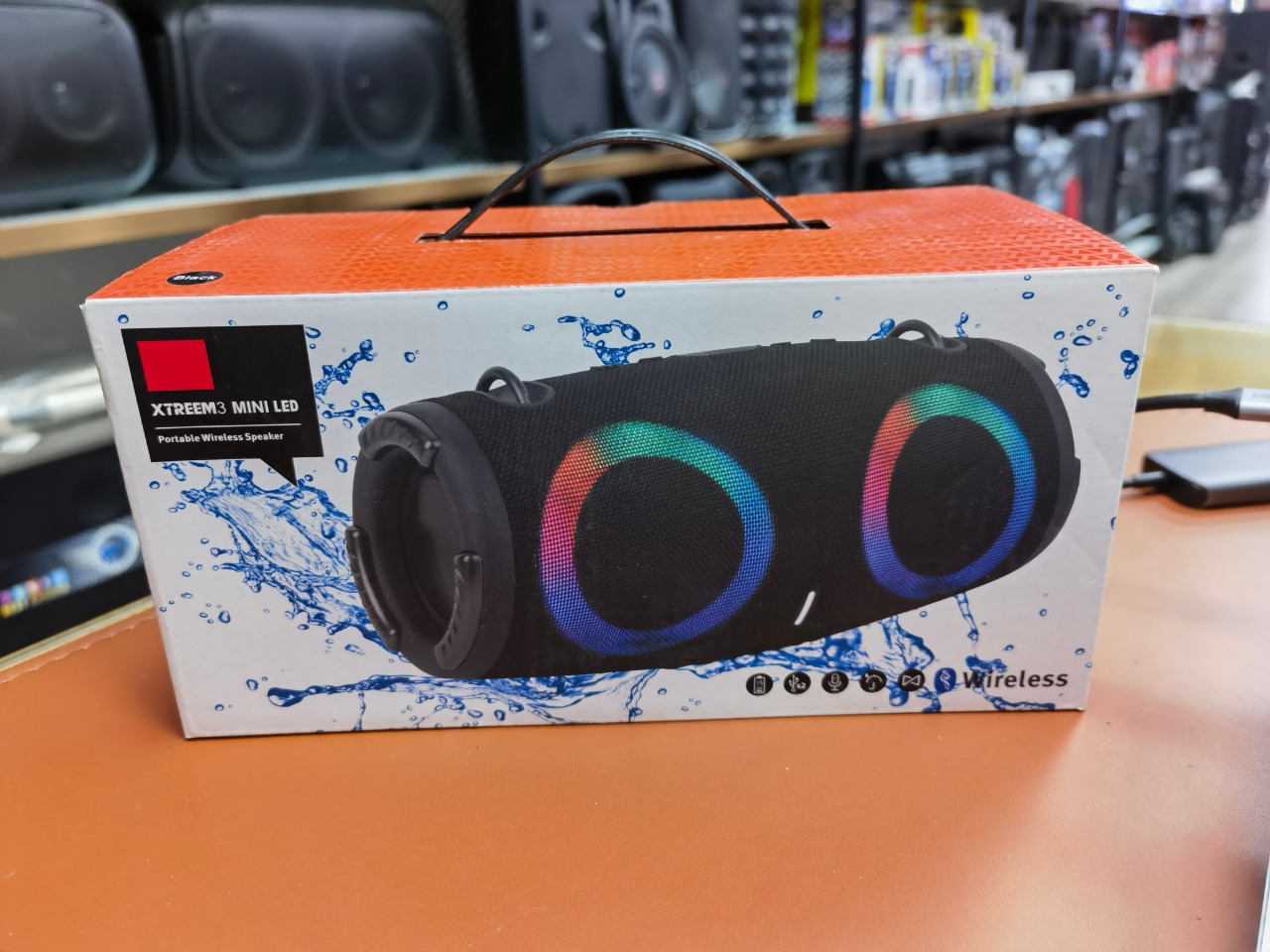 B5S LED(XTREEM3 MINI LED) series portable speaker Bluetooth wireless audio radio thumbnail