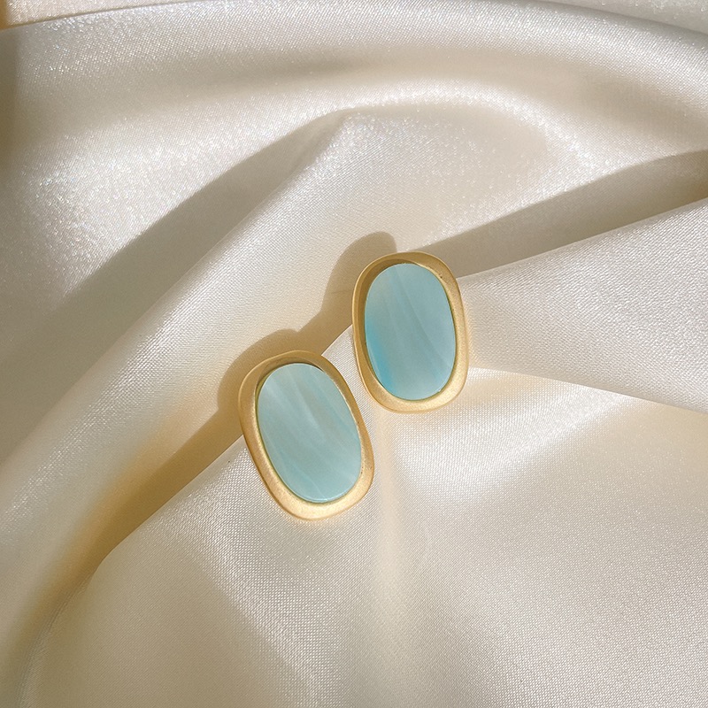 Korean Fashion Temperament High-Grade Sense Of Light Luxury Small Fresh Mint Green Earrings Stud Feather Butterfly Jewelry Application Scenario