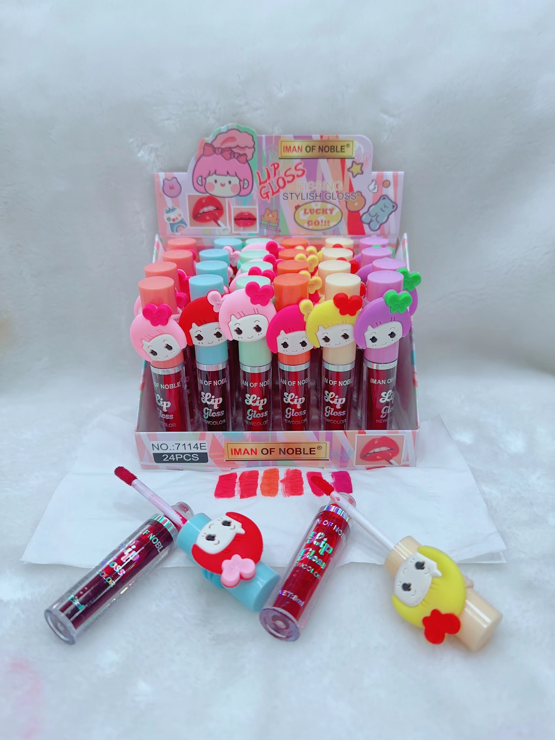 IMAN OF NOBLE's new 2023 rubber-band lipstick moisturizes cute dolls without removing makeup