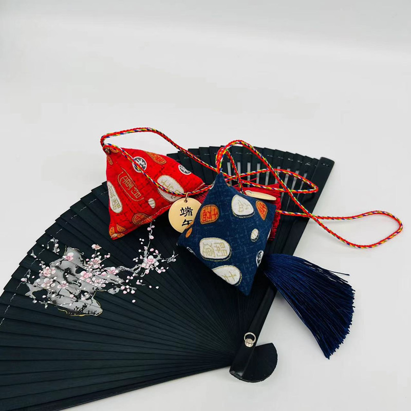 Ancient Xiangman Dragon Boat Festival Sachet Sachet Mugwort Carbon Triangle Zongzi Pure Mugwort Natural Bamboo Charcoal Aromatherapy Tassel Pendant Gift Gift Zyb-36 Item Picture