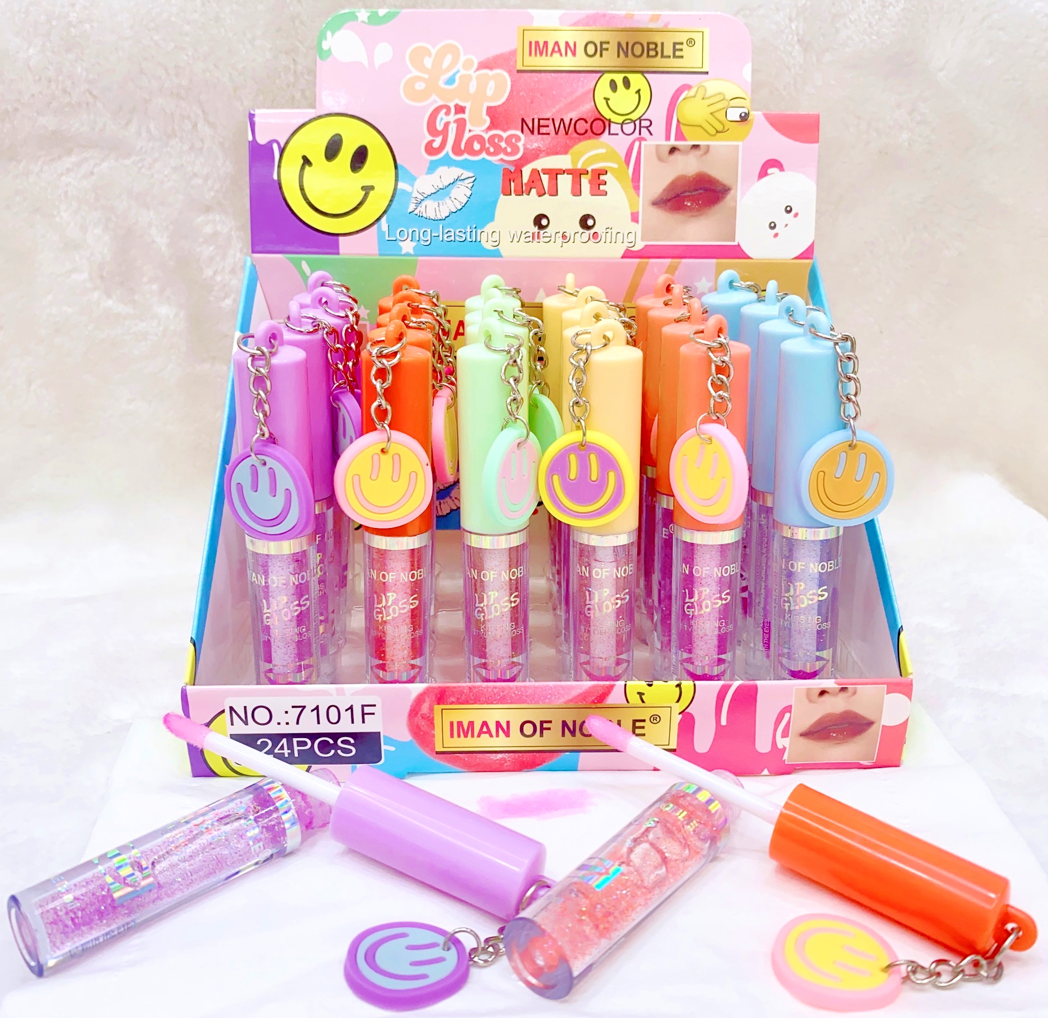 IMAN OF NOBLE 2023 new lovely smiley lip oil discoloration lip oil moisturizing chain lip oil shiny