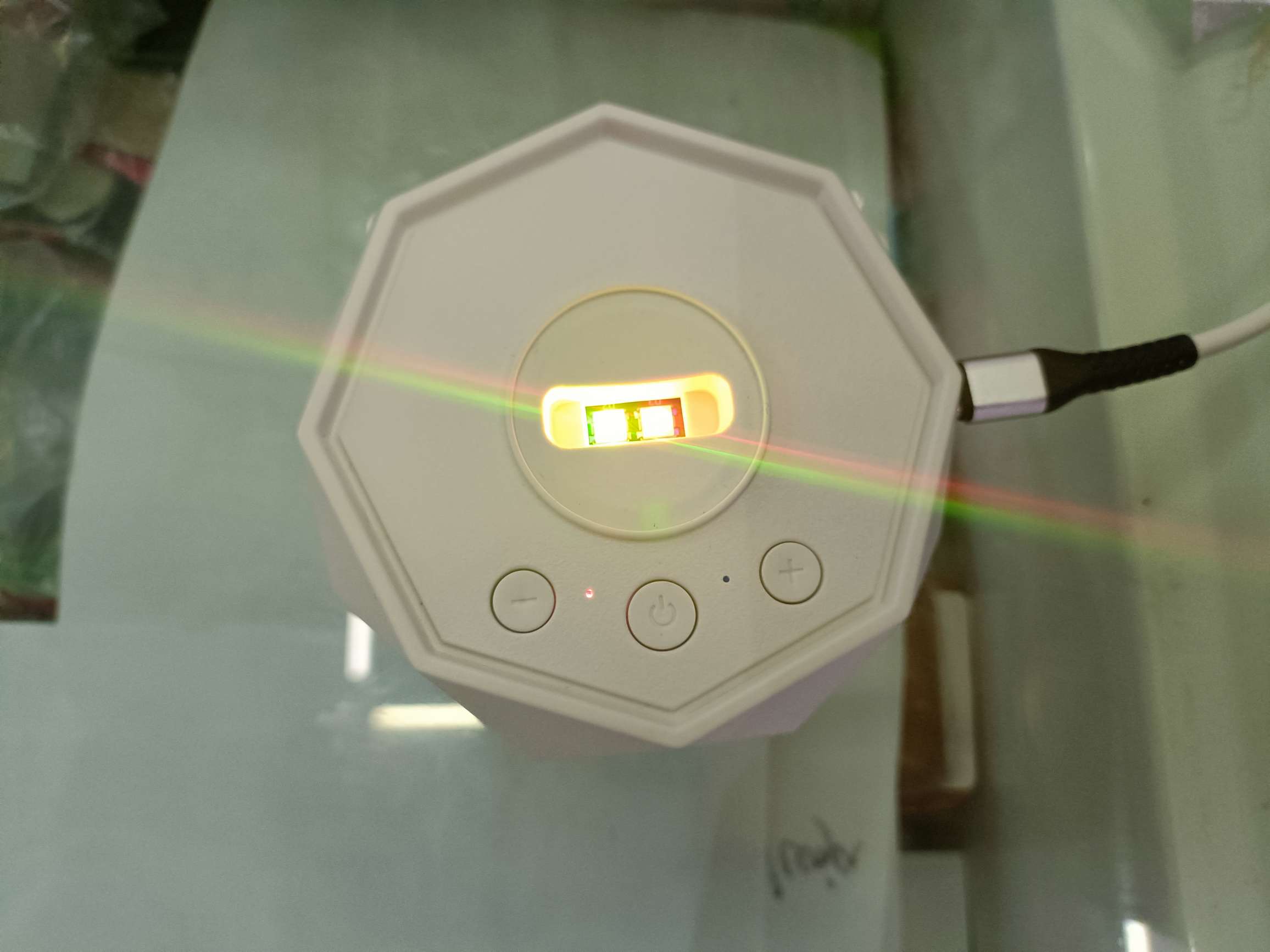 Crystal ball Octagonal lamp holder Bluetooth speaker crystal ball pattern variety Specification drawing
