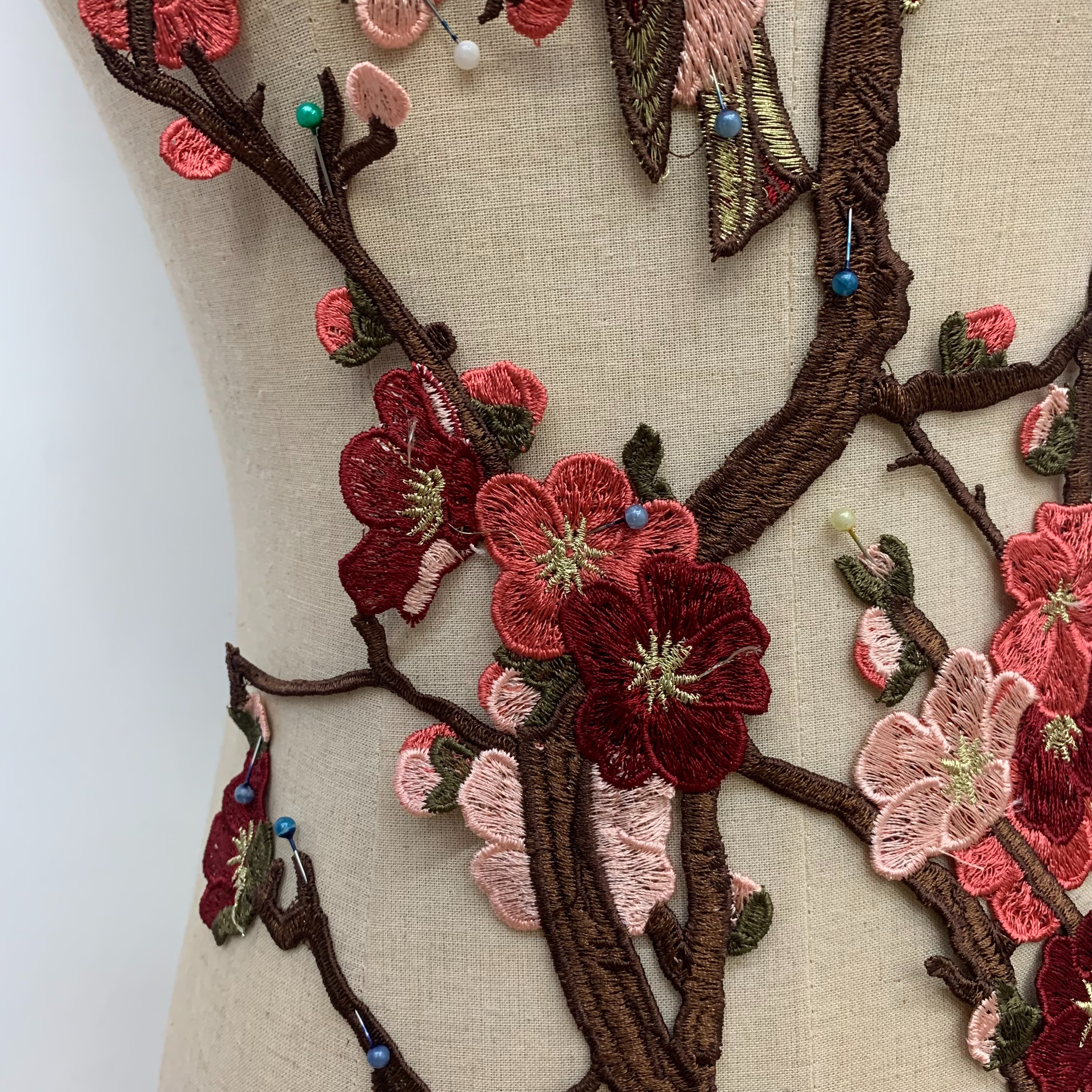 Chinese-style plum blossom and bird embroidery patchwork for cheongsam and Hanfu decoration pic 4