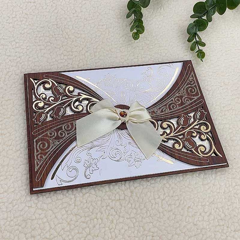 Foreign Trade Custom Middle East And Africa High-Grade Rectangular Laser Hollowed Out Wooden Invitation With Diamond Bow With Hand-Held Envelope Manufacturers Direct Wholesale details Picture