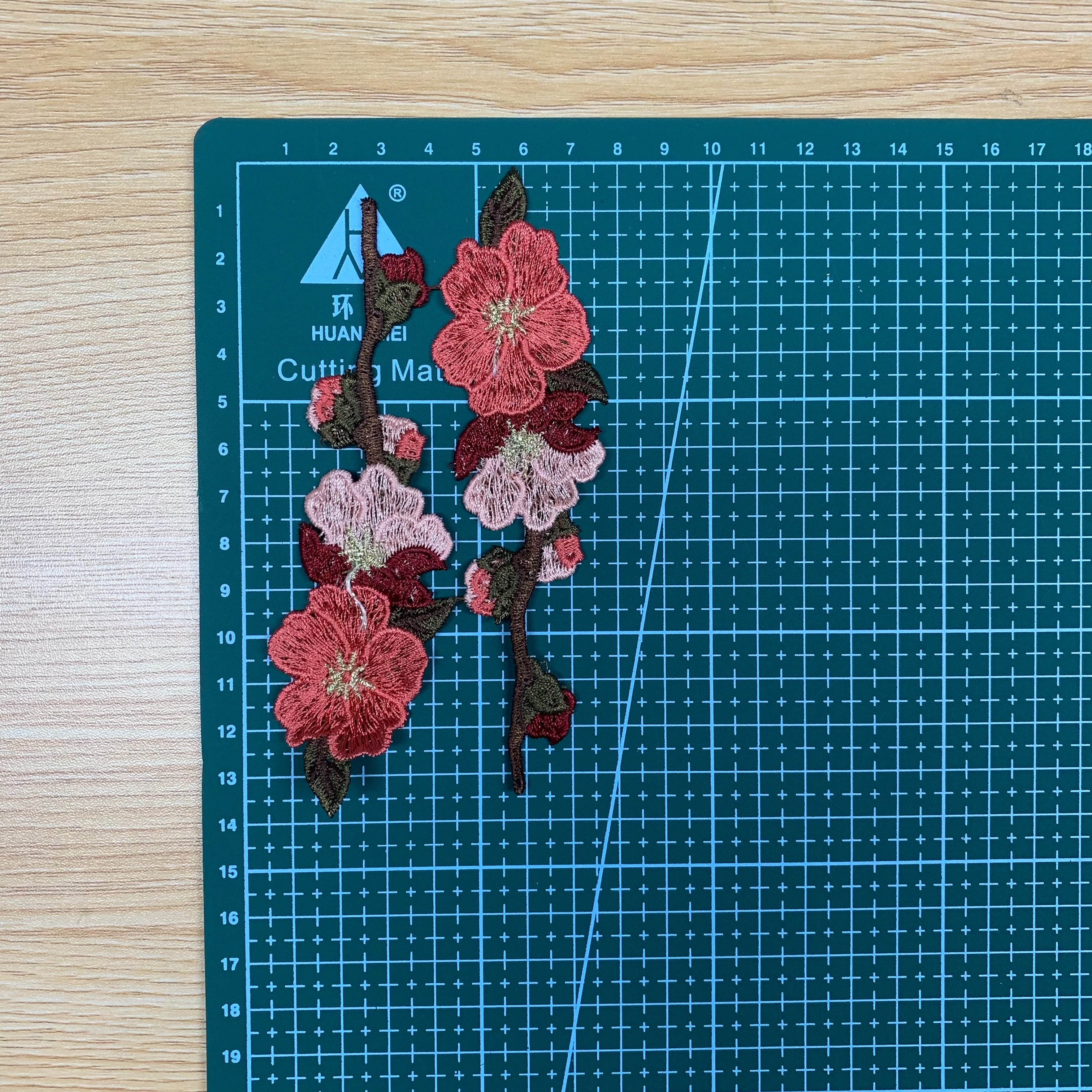 Chinese-style plum blossom and bird embroidery patchwork for cheongsam and Hanfu decoration pic 11