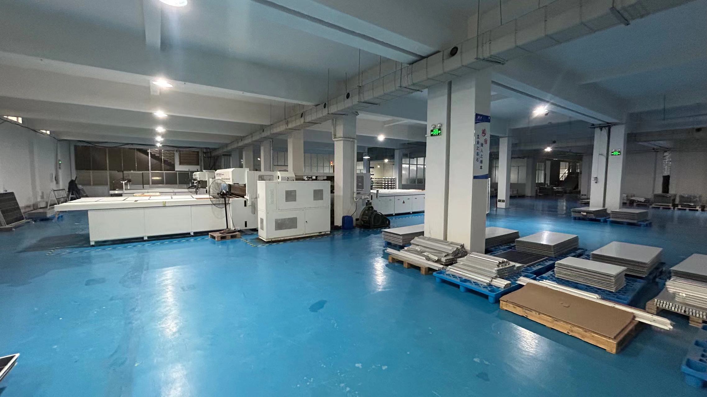 Factory direct sales of 200W semi-flexible solar panels and monocrystalline solar power generation photovoltaic panel modules details Picture