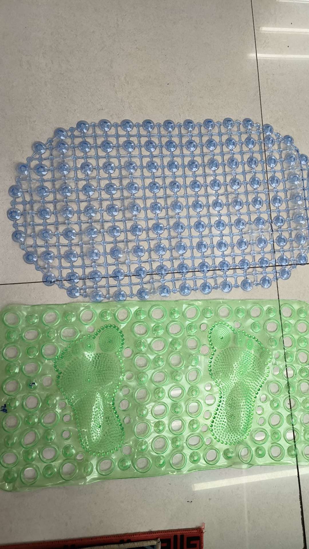 Bathroom Non-Slip Oval Small Bubble Beautiful Atmosphere Grade Mat Application Scenario