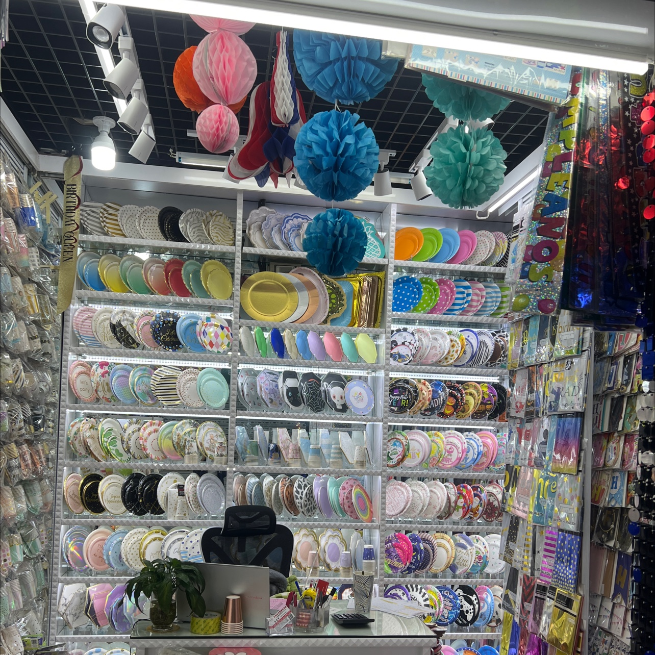Yiwu Yimei Party Supplies describe pic - 1