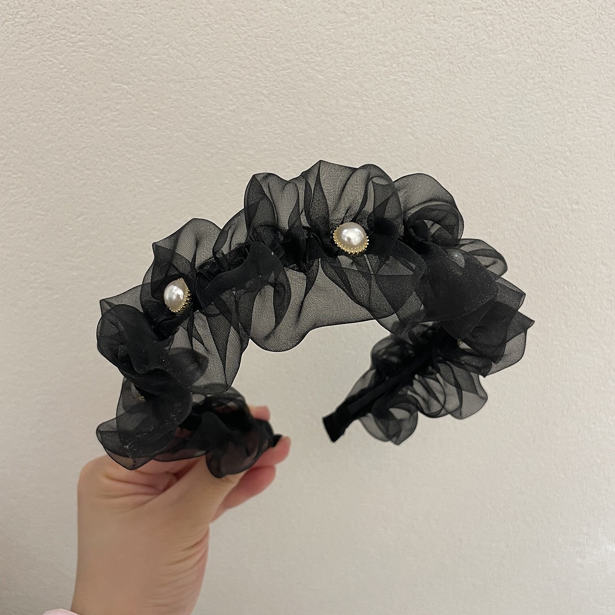 High Cranial Top Black Pleated Mesh Headband Super Fairy Summer Hair Card Face Wide Edge With 2023 Net Red New Style details Picture