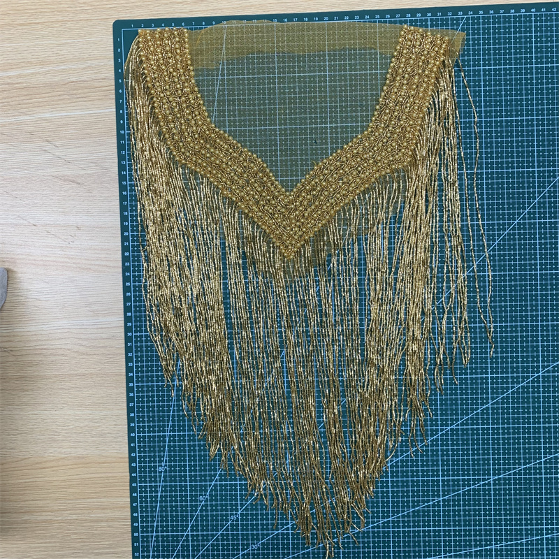 金色手工钉珠流苏网纱贴花 婚纱礼服舞蹈服使用详情6