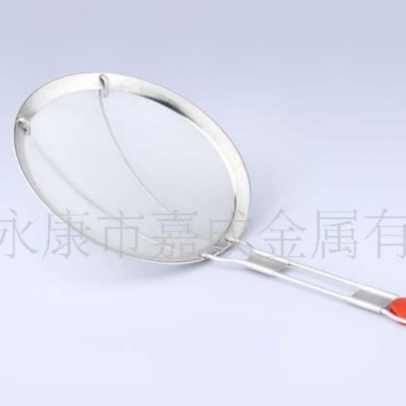 17cm wide edge plastic-handled oil chestnut oil rack for kitchen and household use Application Scenario