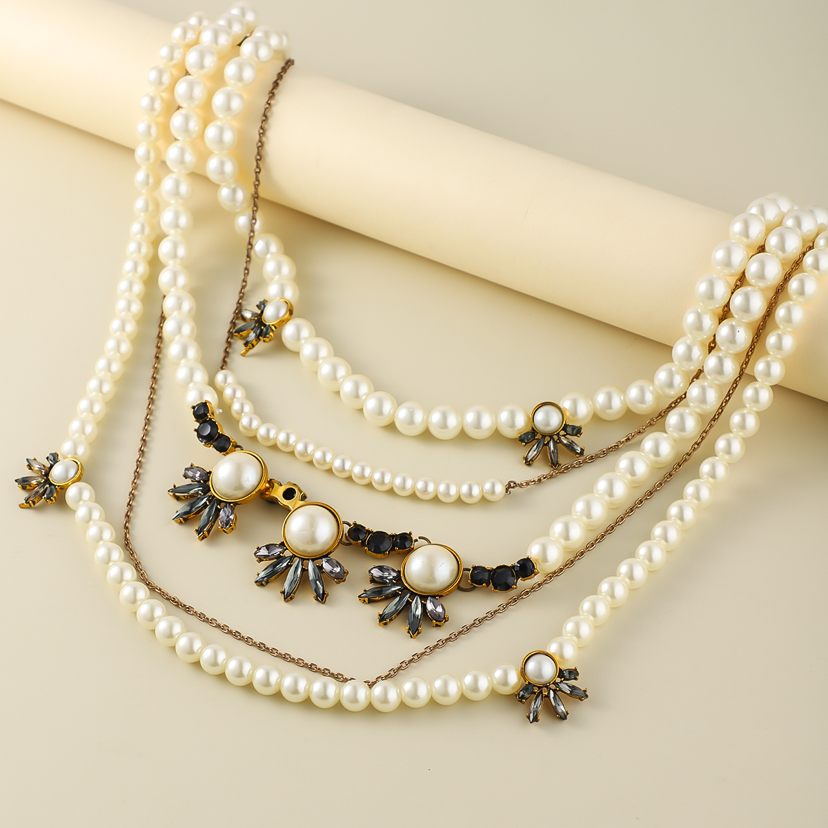 Europe, America and Korea jewelry exaggerated fashion pearl necklace acrylic multilayer necklace