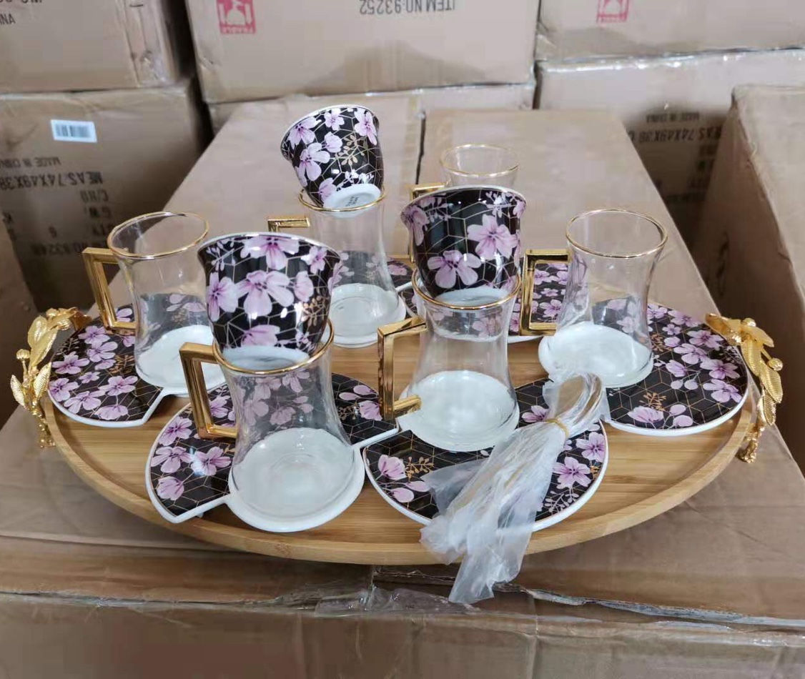 A 15-piece glass coffee cup set, exquisite and luxurious, with a high level of appearance and creative coffee cup design details Picture
