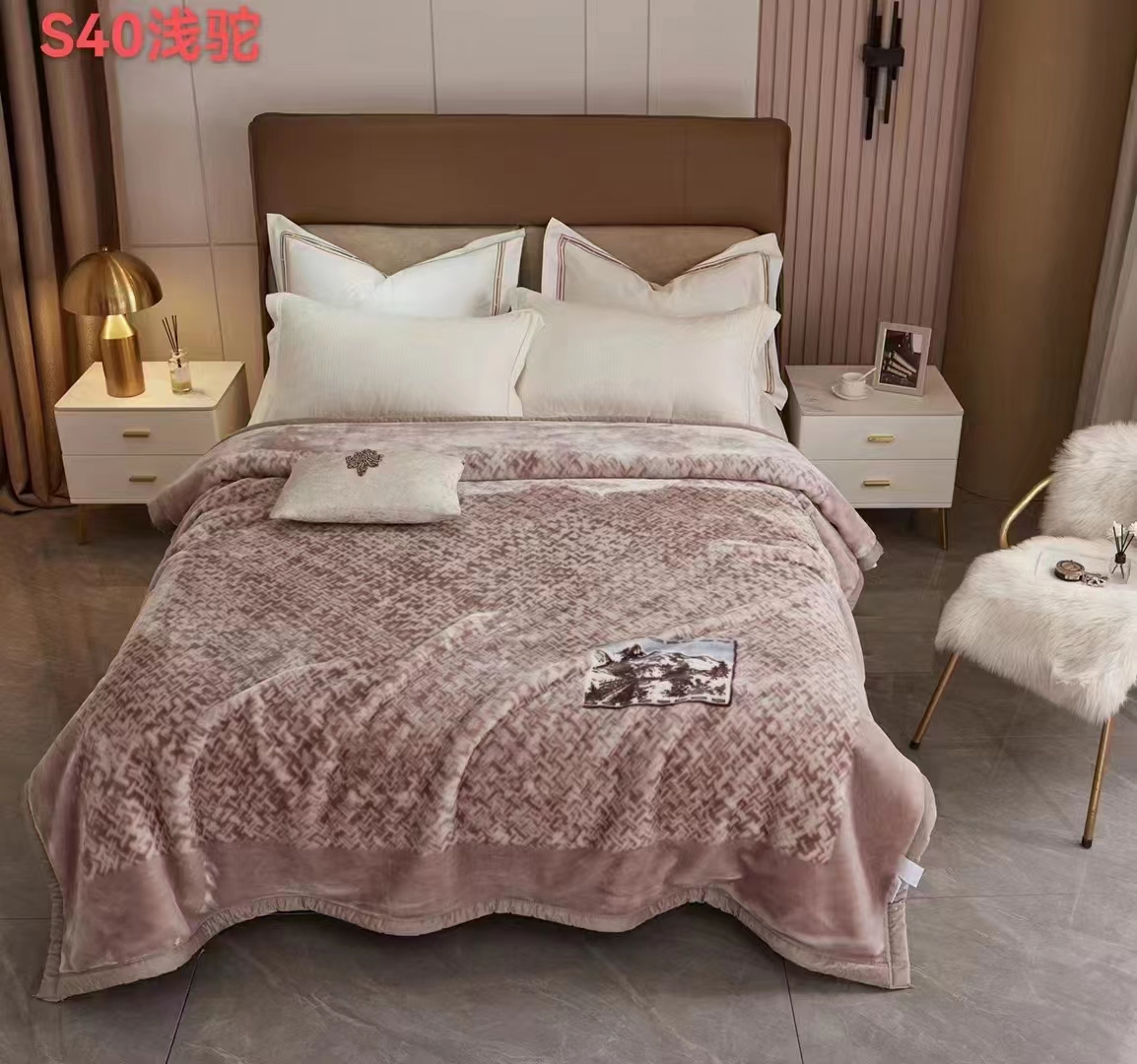 New bedding products in 2025: cloud blanket, enlarged and warm, edge cloud blanket, wedding blanket, Angolan blanket, wedding blanket, Lyocell cloud blanket Application Scenario