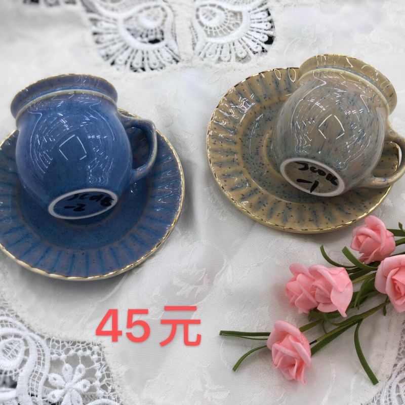 Two-color coffee cup and saucer set, small, exquisite and creative home coffee cup, modern housewife coffee cup details Picture