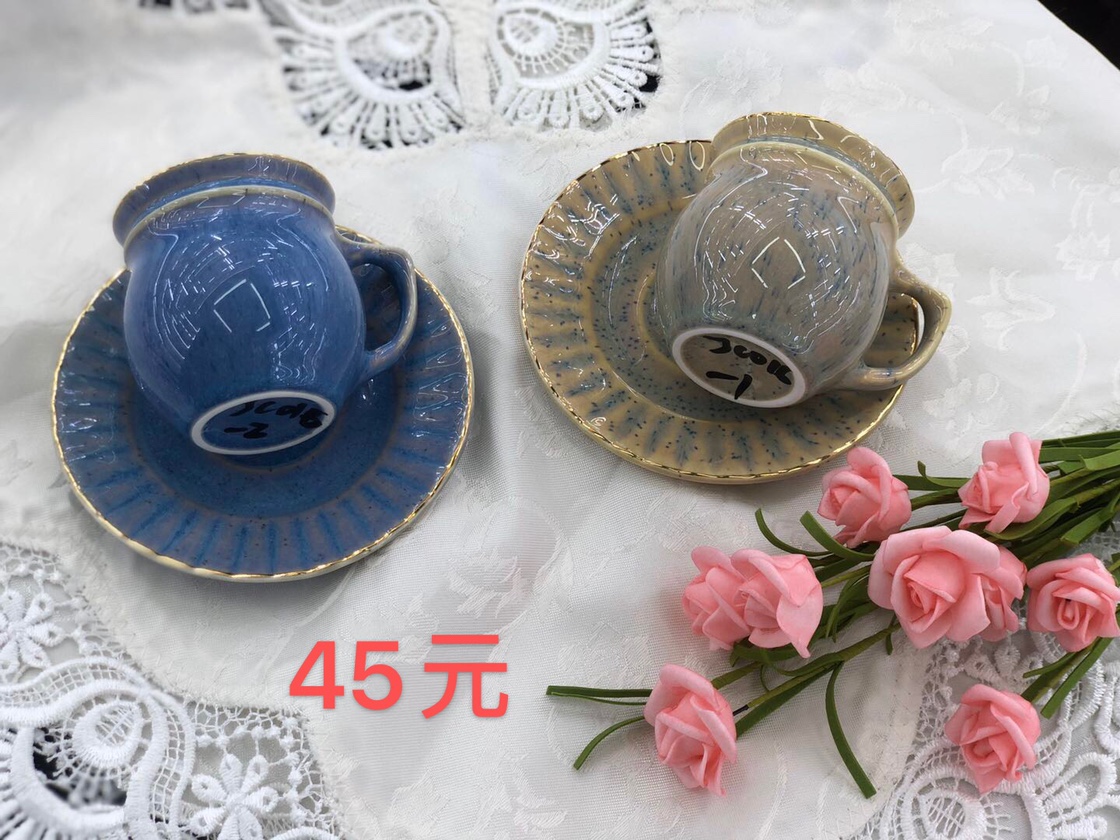 Two-color coffee cup and saucer set, small, exquisite and creative home coffee cup, modern housewife coffee cup pic 1