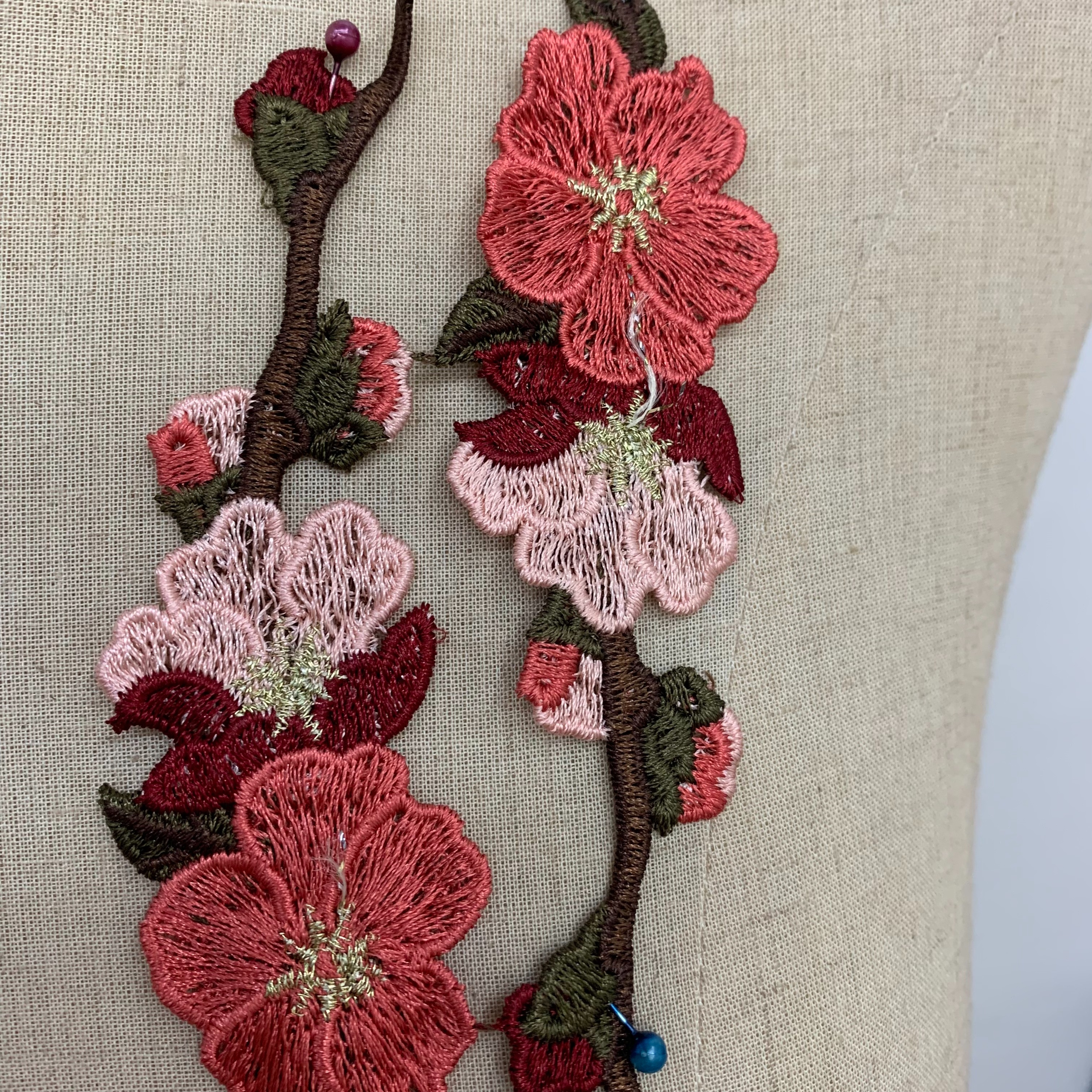 中国风梅花鸟刺绣布贴旗袍汉服装饰绣花贴服装辅料配件详情6