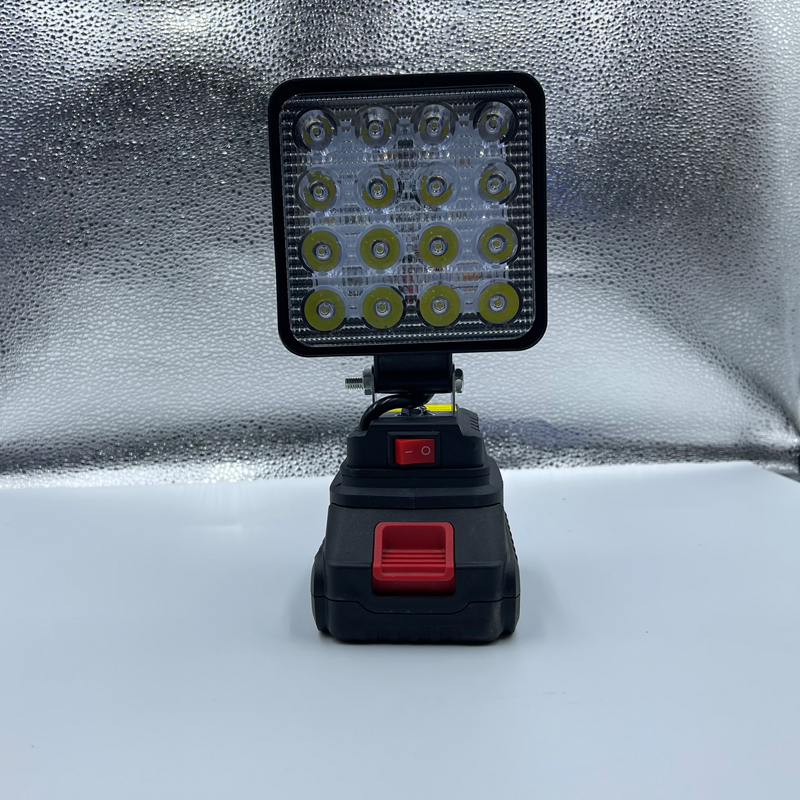 锂电电灯USB充电器详情2