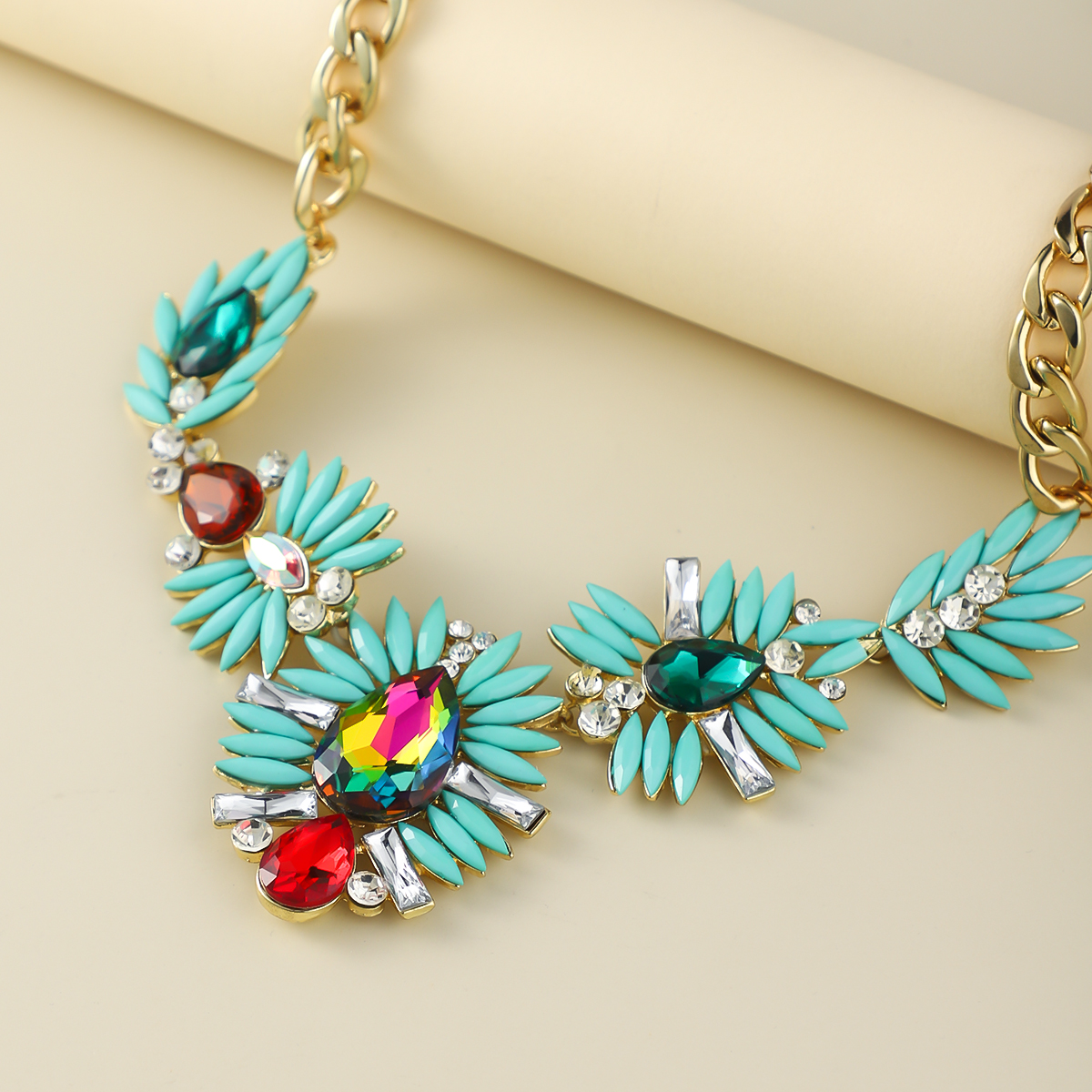 European and American fashion necklace elegant all matching necklace rhinestone gem necklace exaggerated short necklace