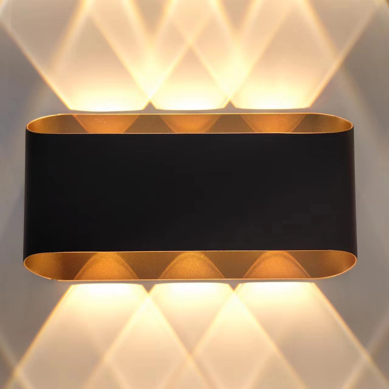 金属材质创意灯饰摆件壁灯装饰照明LED壁灯金色壁灯