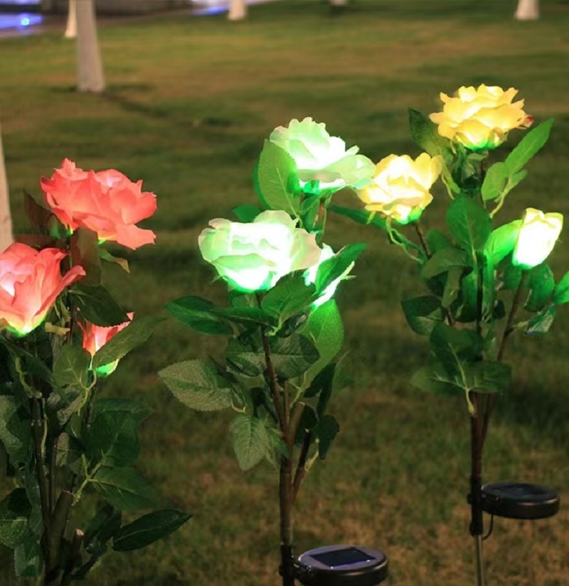 太阳能灯户外防雨仿真三头玫瑰花灯LED庭院装饰草坪灯别墅花园小夜灯 