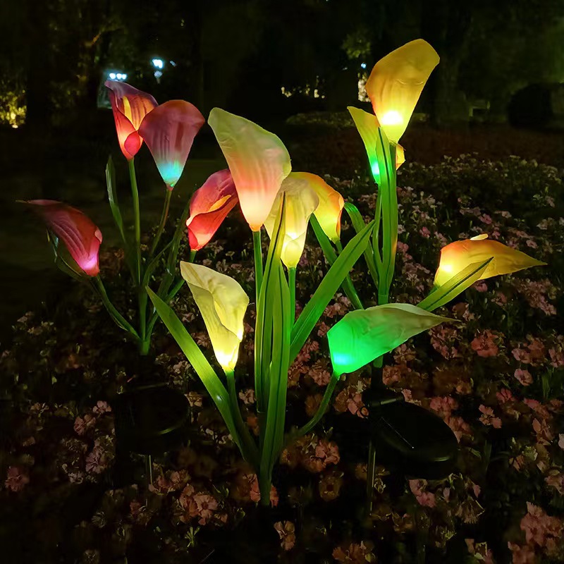 太阳能灯户外防雨/太阳能四头马蹄莲花灯/阳台装饰氛围仿真花灯产品图