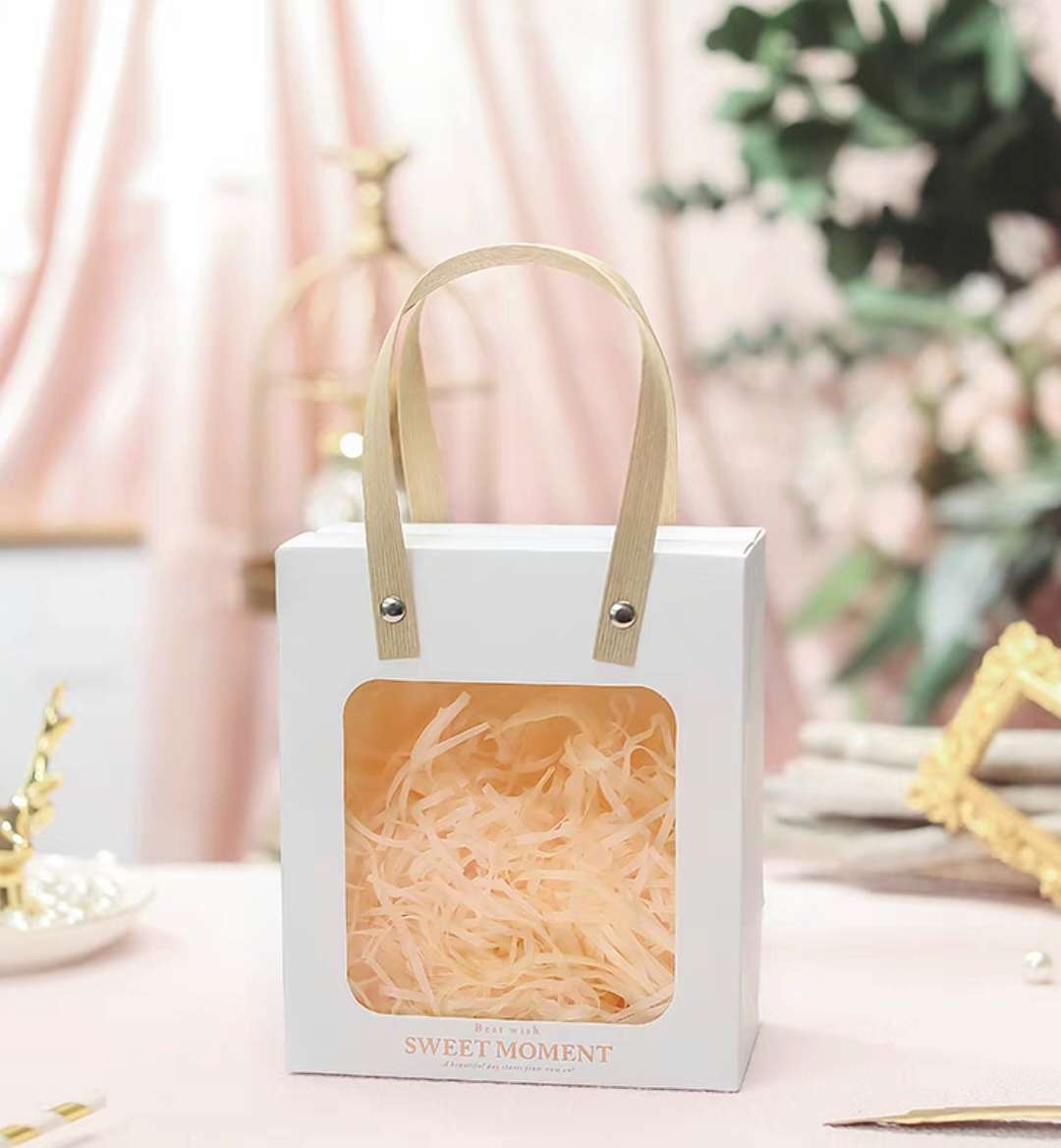 伴手礼手提袋 教师节生日礼物手提袋 透明礼品包装盒 喜糖盒 包装盒详情图2