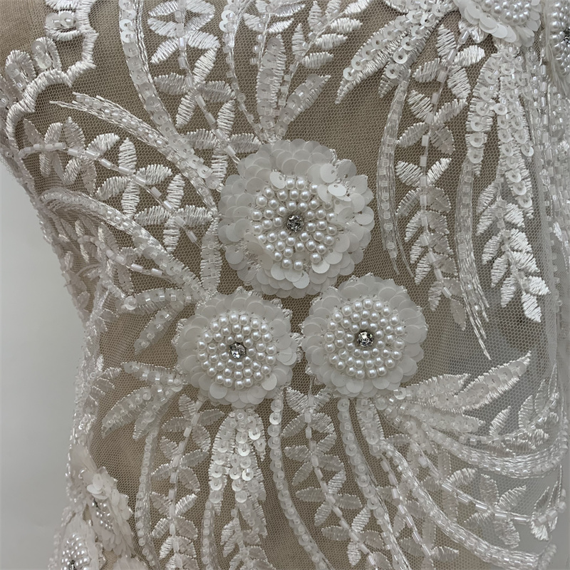 Embroidery, beading, sequins, mesh, barcodes, wedding dress and evening gown accessories details Picture