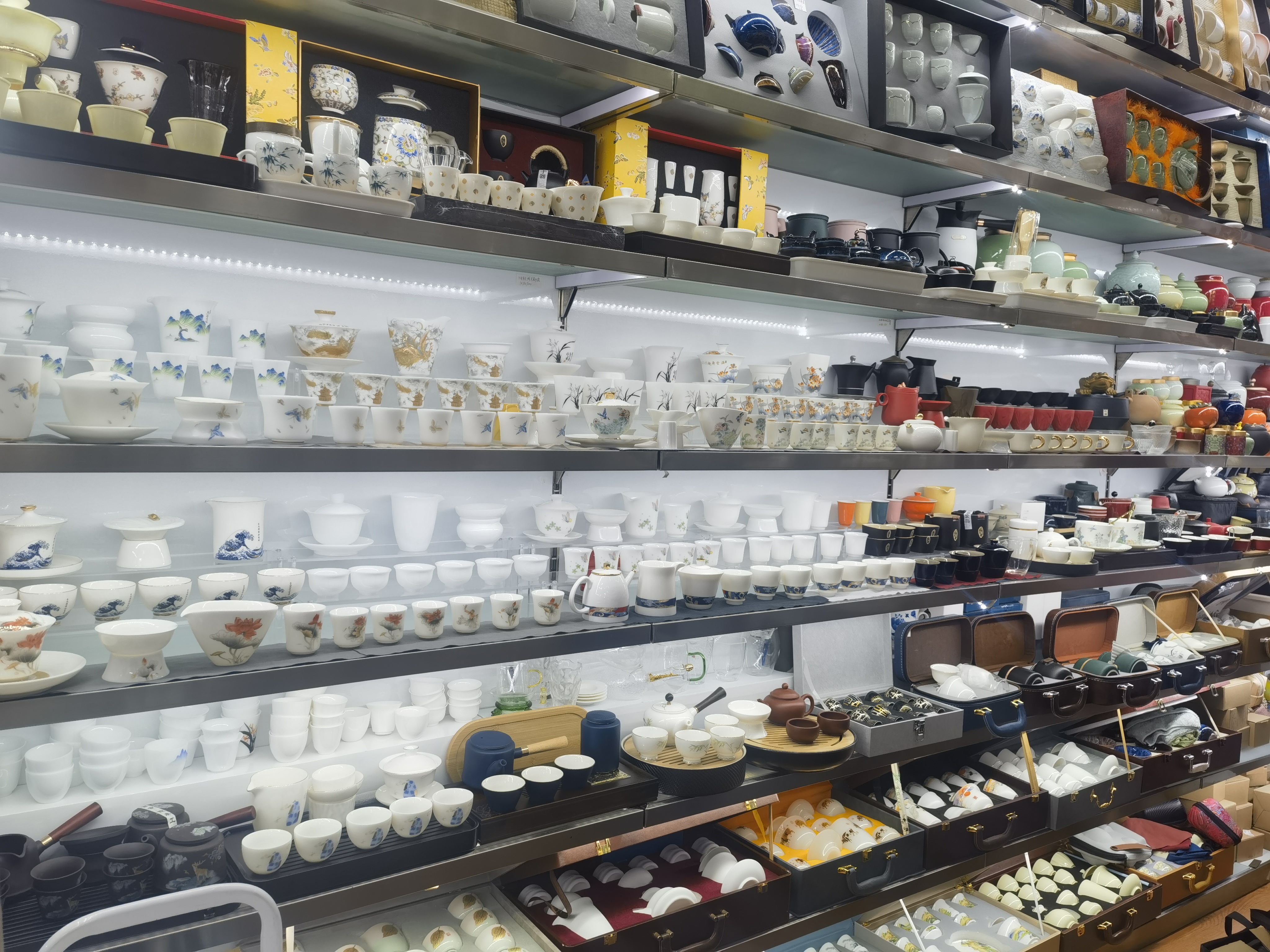 Red pine craft gifts describe pic - 2