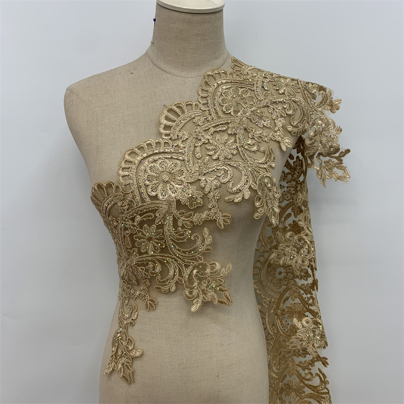 Hollowed-out embroidered lace barcode clothing, wedding dress and evening gown clothing accessories details Picture