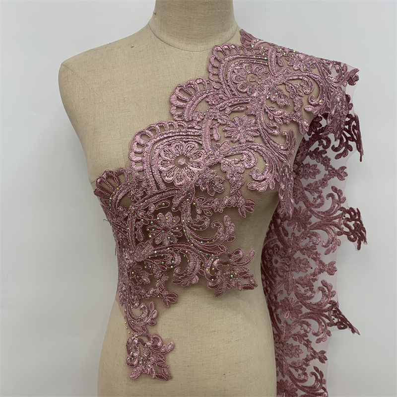 Hollowed-out embroidered lace barcode clothing, wedding dress and evening gown clothing accessories Specification image
