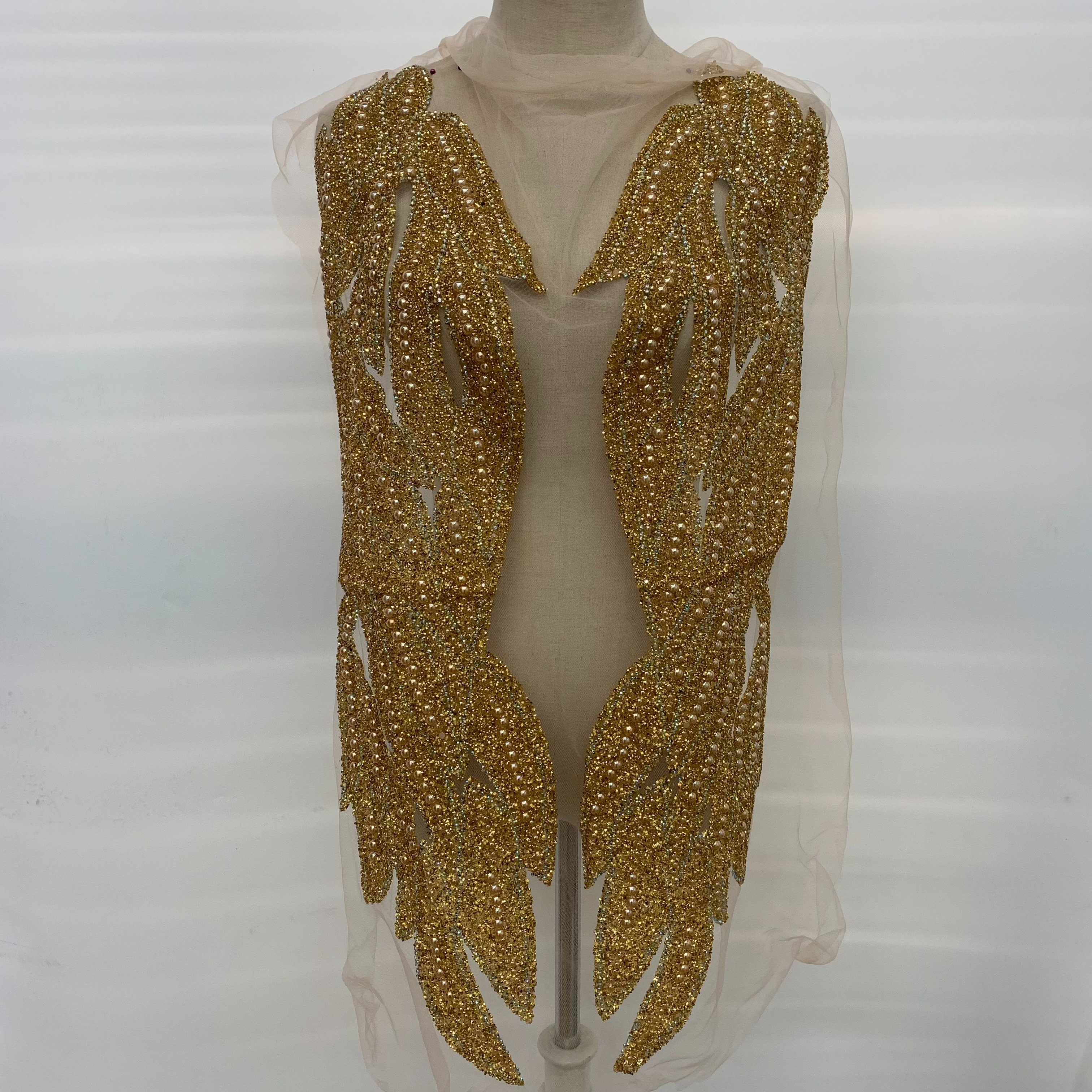 Heavy-duty self-adhesive pearl diamond-encrusted V-neck decorative decal wedding dress accessories Specification image