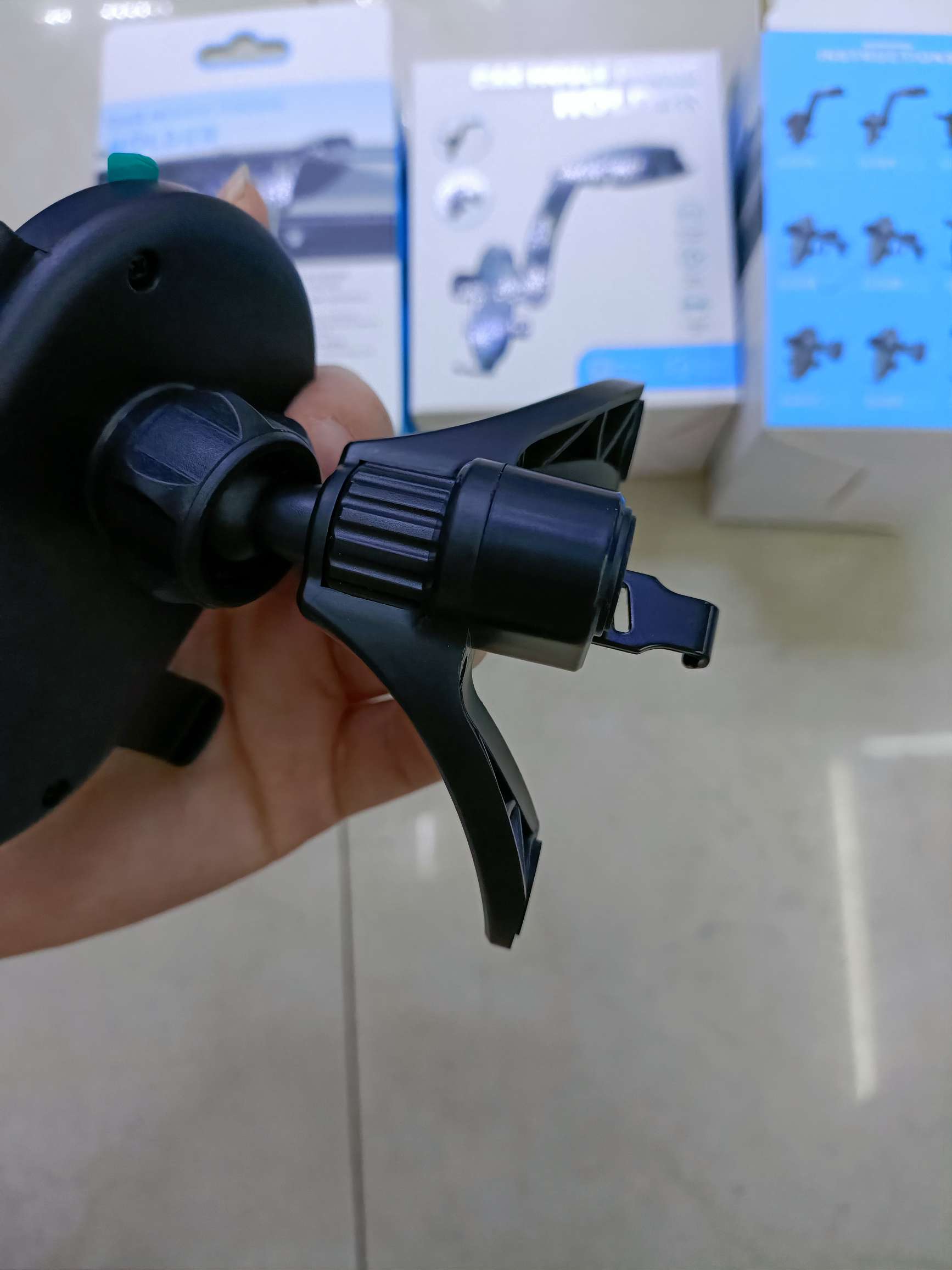 C-01系列车载手机支架 C-01A吸盘支架/C-01B三脚出风口支架/C-01C挂钩出风口支架详情图12