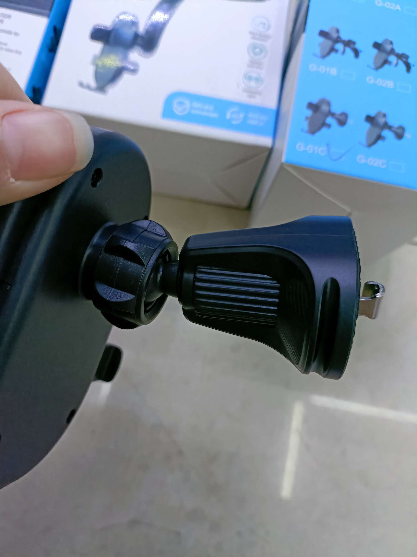 C-01系列车载手机支架 C-01A吸盘支架/C-01B三脚出风口支架/C-01C挂钩出风口支架详情图18